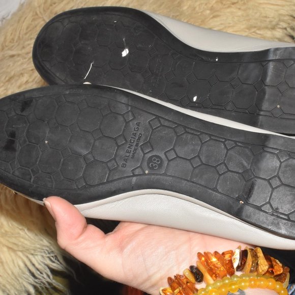 BALENCIAGA Made In Italy GRAY Leather Studded Flats Size 38 - Picture 2 of 6